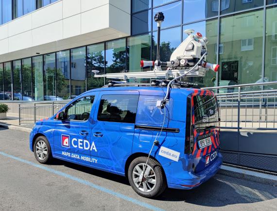 Ultra HD Mobile Mapping Vehicle